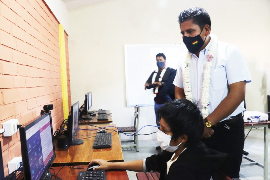 SACABA GARANTIZA INTERNET GRATUITO A M&Aacute;S DE 100 UNIDADES EDUCATIVAS