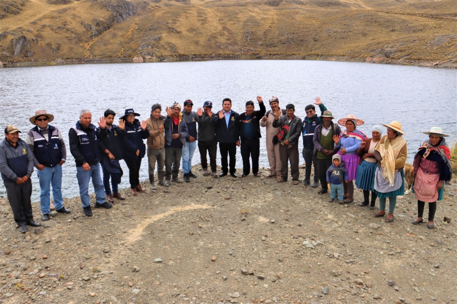 SE REALIZ&Oacute; LA SIEMBRA DE ALEVINES PARA FORTALECER LA PRODUCCI&Oacute;N PISCICOLA EN LA COMUNIDAD DE TRANCA CENTRO EN EL DISTRITO 5 DE SACABA