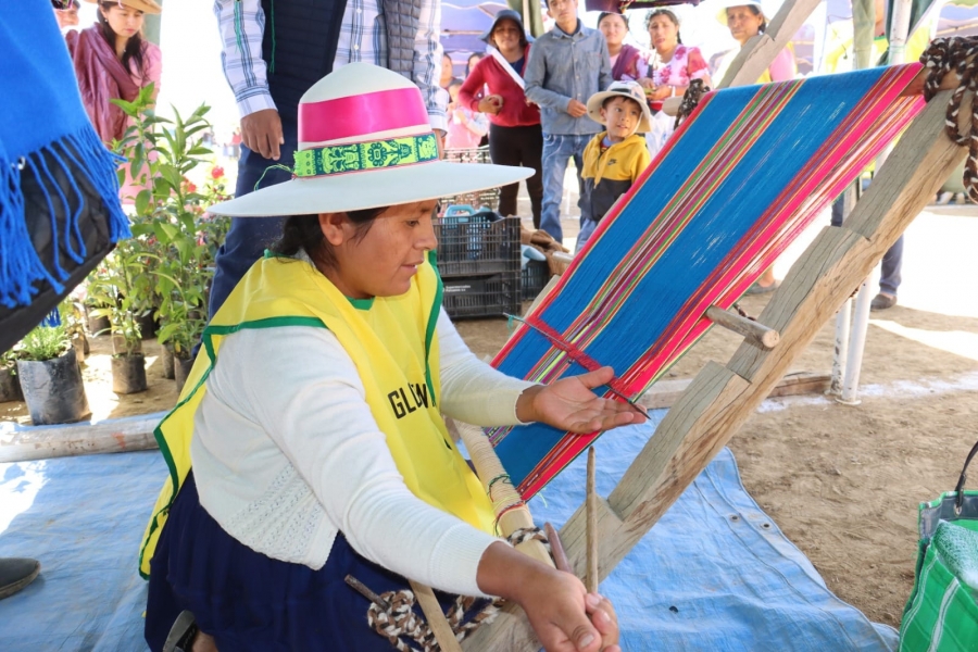 SUB CENTRAL TEMPORAL BAJO DEMOSTR&Oacute; TODO SU POTENCIAL PRODUCTIVO Y EMPRENDEDOR EN UNA GRAN FERIA