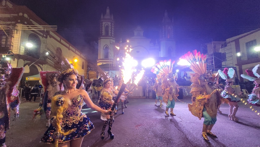 LUEGO DE TRES A&Ntilde;OS SACABA VIVI&Oacute; LA GRAN ENTRADA FOLKL&Oacute;RICA EN DEVOCI&Oacute;N A LA VIRGEN DEL AMPARO CON LA PARTICIPACI&Oacute;N DE 49 FRATERNIDADES