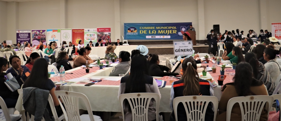 DESARROLLAN CUMBRE DE LA MUJER EN SACABA PARA FORTALECER DERECHOS E IGUALDAD