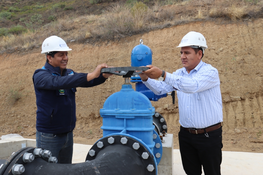 &iexcl;HIST&Oacute;RICO!: AGUA DE MISICUNI LLEGA A LOS DOS TANQUES DE SACABA