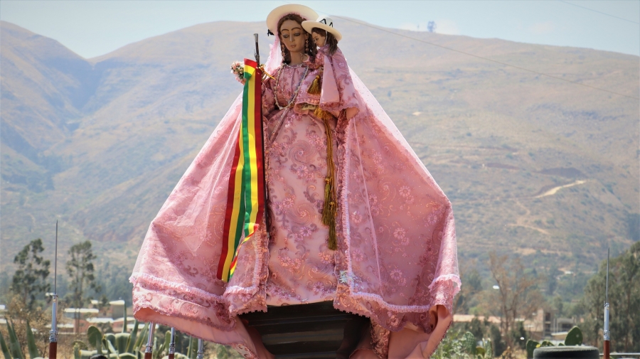 SACABA Y ARANI SE UNIERON EN DEVOCI&Oacute;N A LA VIRGEN LA BELLA