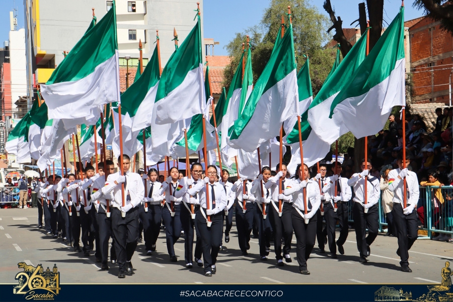ESTUDIANTES RINDIERON SU HOMENAJE A LOS 264 A&Ntilde;OS DE FUNDACI&Oacute;N DE SACABA EN EL GRAN DESFILE ESCOLAR