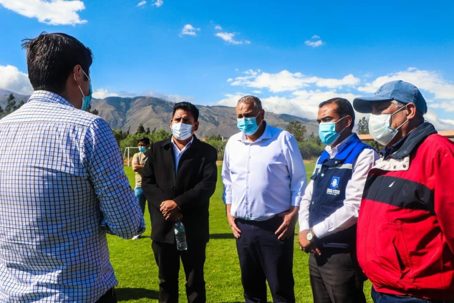 SACABA Y LA FEDERACI&Oacute;N BOLIVIANA DE F&Uacute;TBOL EMPLAZAR&Aacute;N ESCENARIO DEPORTIVO MODERNO DESTINADO A ESCUELAS DEPORTIVAS