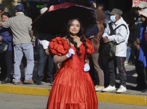 SACABA REVIVE SU HISTORIA CON EL DESFILE DE ANTA&Ntilde;O QUE MOSTR&Oacute; SUS TRES FUNDACIONES Y TRADICIONES