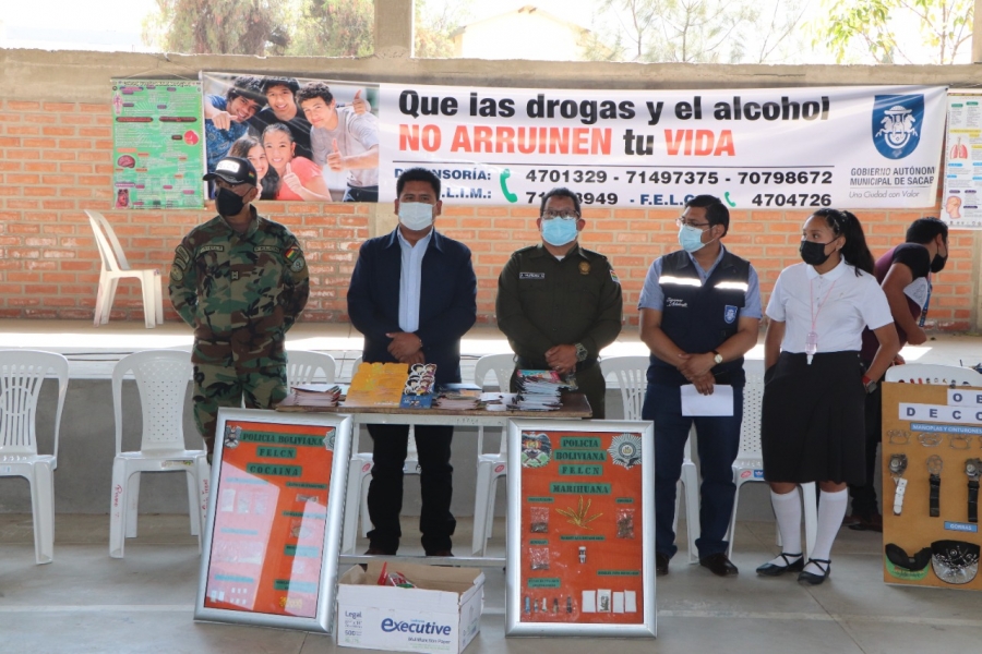 ALCALDE DE SACABA PEDRO GUTI&Eacute;RREZ LANZA EL PLAN MUNICIPAL &ldquo;MOCHILA PREVENTIVA&rdquo; QUE LLEGAR&Aacute; A 122 UNIDADES EDUCATIVAS