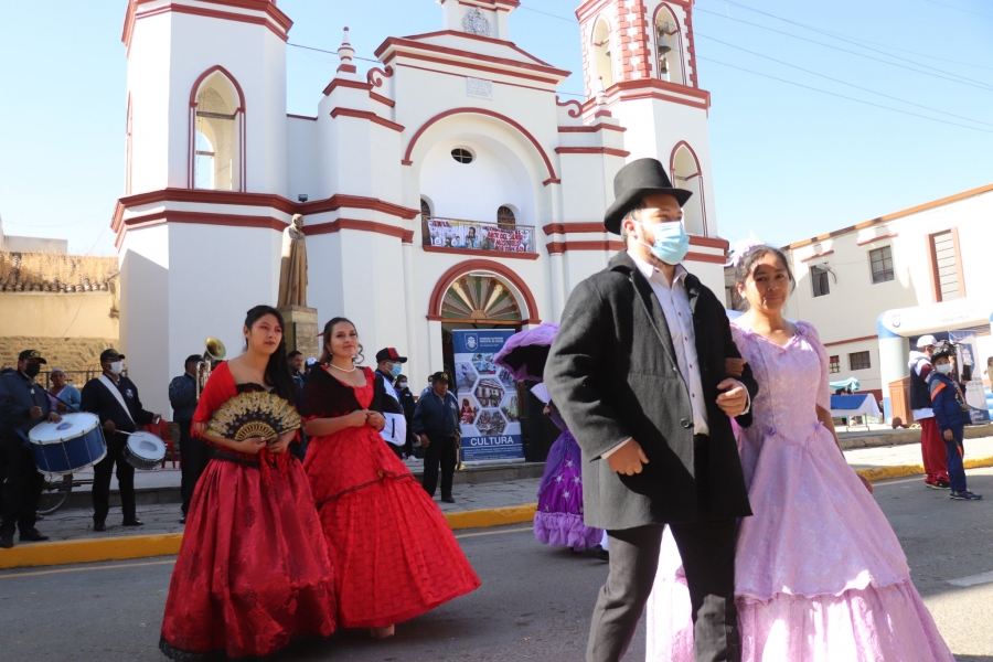 DESFILE DE ANTA&Ntilde;O Y FERIA CULTURAL REALZAN LOS 261 A&Ntilde;OS DE FUNDACI&Oacute;N DE SACABA