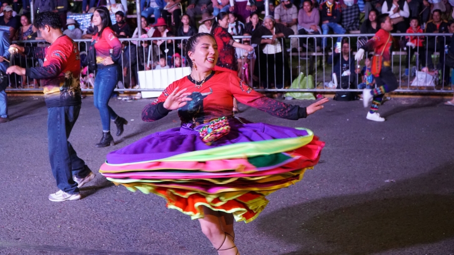 SACABA VIVE A PLENO LA FESTIVIDAD DE LA VIRGEN DEL AMPARO CON EL COLOCADO DE LA PIEDRA FUNDAMENTAL DE UN CENTRO CULTURAL Y EL SEGUNDO CONVITE