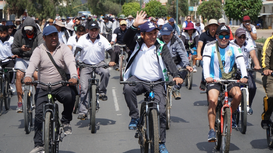 SACABA VIVI&Oacute; EL &Uacute;LTIMO D&Iacute;A DEL PEAT&Oacute;N CON UNA CARAVANA CICL&Iacute;STICA, ACTIVIDADES DEPORTIVAS Y JUEGOS DE ANTA&Ntilde;O