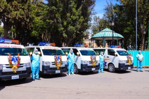 ALCALDE ENTREGA AMBULANCIAS E INSUMOS PARA HACER FRENTE AL COVID 19