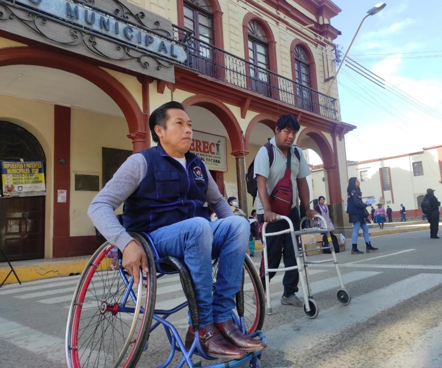 SACABA IMPULSA EL TRATO PREFERENTE EN EL TRANSPORTE P&Uacute;BLICO PARA LAS PERSONAS CON DISCAPACIDAD